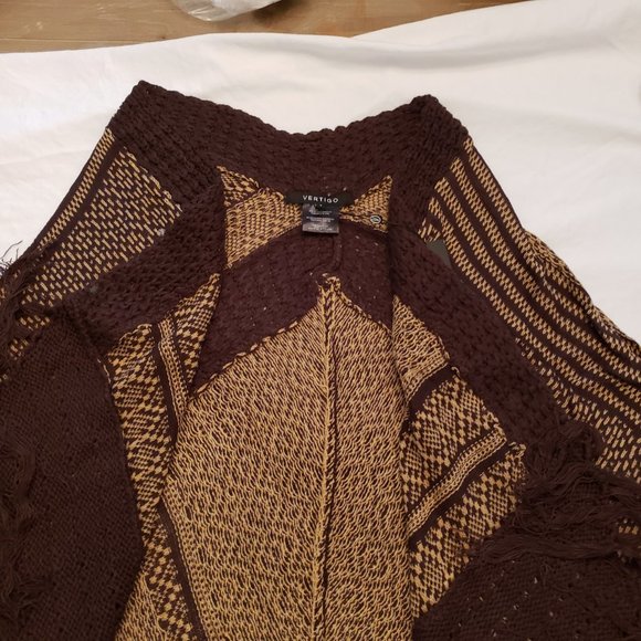 Vertigo Allover Print Fringe Kimono Cardigan NWT - Picture 9 of 16